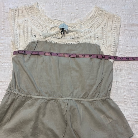 Summer top by HD in Paris purchased from Anthropologie - Picture 5 of 9